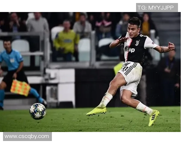 国外足球明星新冠病毒感染情况引发全球关注与讨论