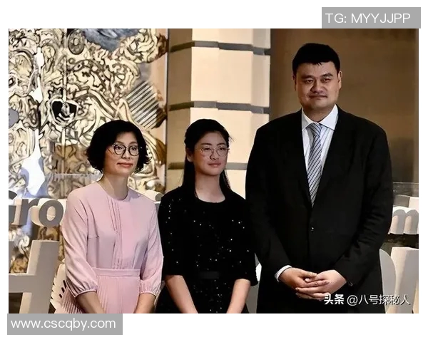 邓亚萍与姚明同框合照展现中国体育精神与时代风采