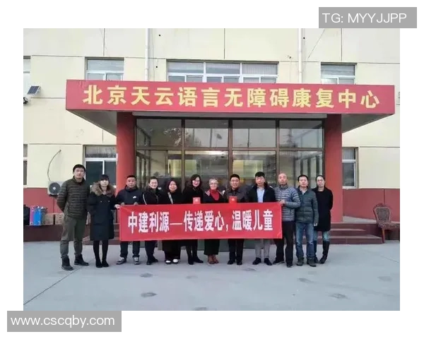 足球明星倾情援助流浪汉温暖街头传递爱心与希望