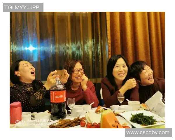 足球明星重温经典魅力穿旧版球鞋展现独特风格与怀旧情怀