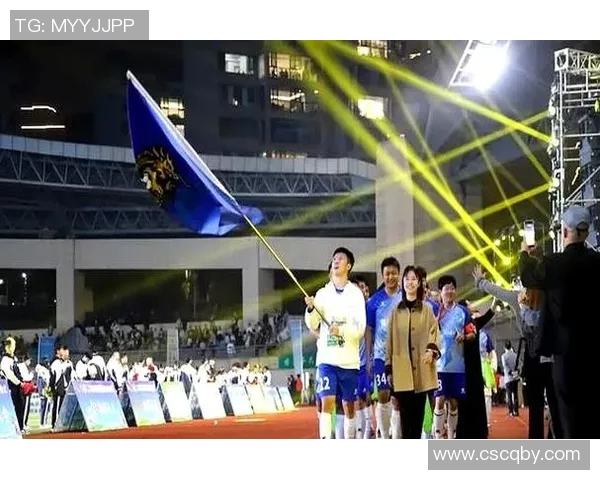 足球明星齐聚贵阳激情四溢共同畅谈足球梦想与未来发展